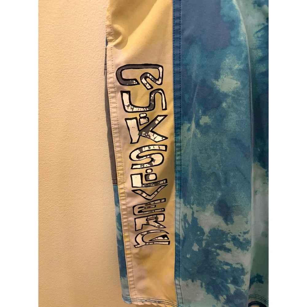 Quiksilver Highline Mens Blue Tie Dye Board Shorts Swim Trunks Size 40